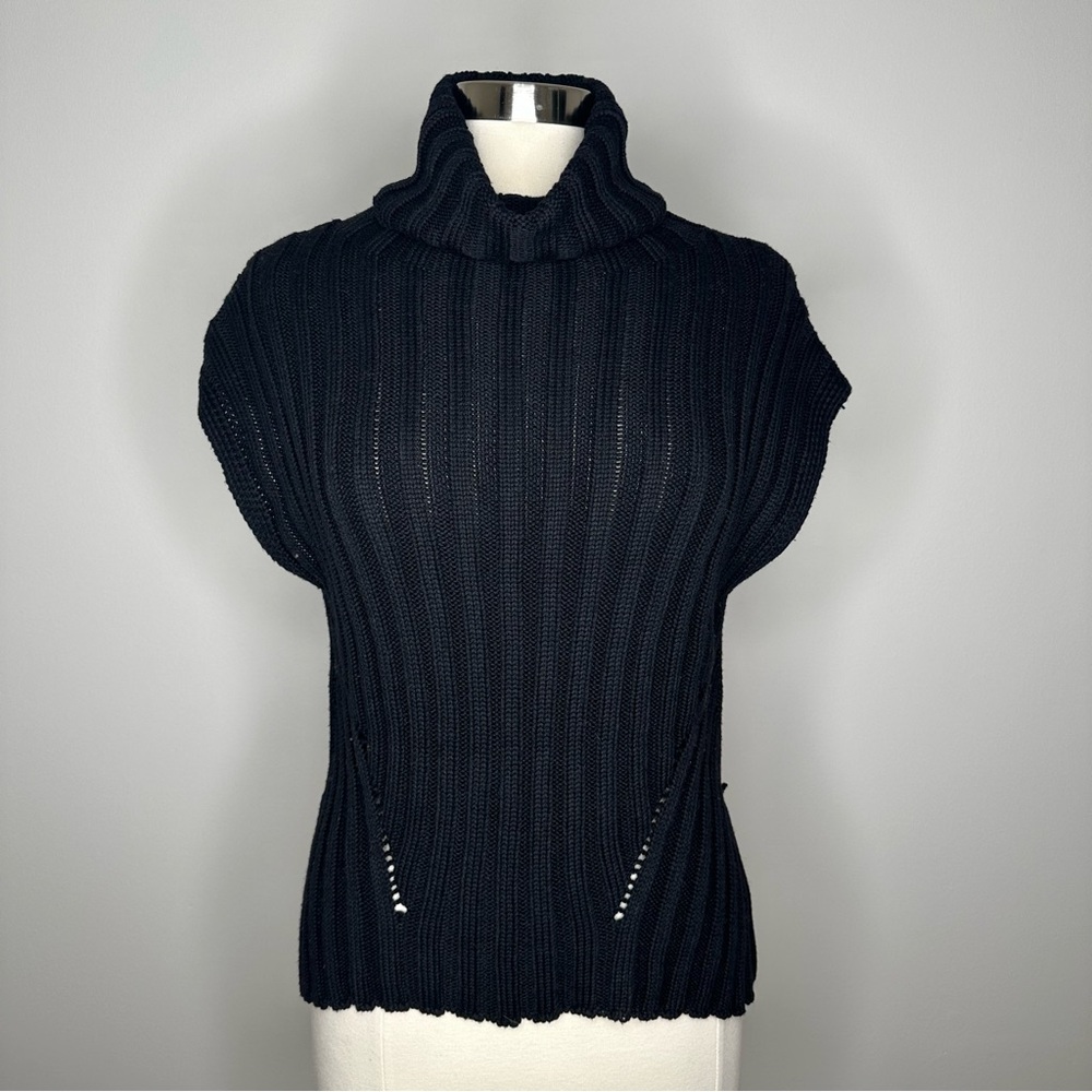 🔴 Zara Black Sleeveless Knit Turtleneck Sweater